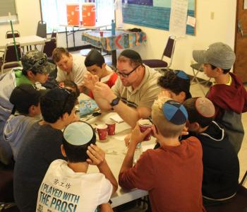 Serious-meeting-with-Rabbi-Hassan-2